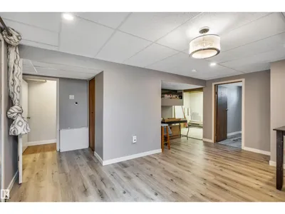 10856 173 AV NW photo 23