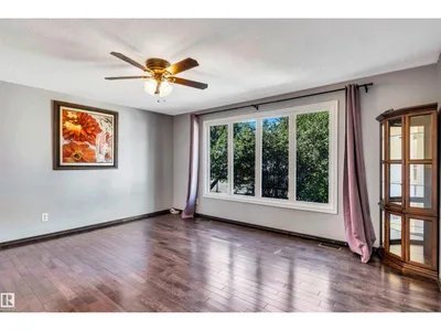 10856 173 AV NW photo 4