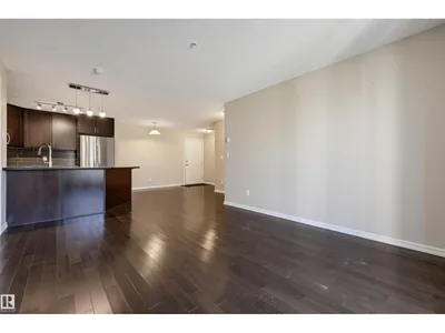 #208 2204 44 AV NW photo 7