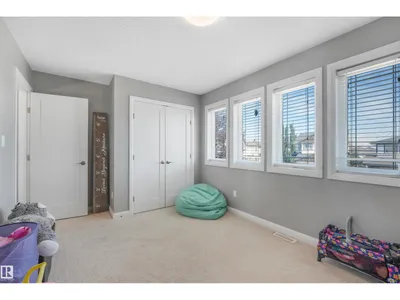 22123 95 AV NW photo 35