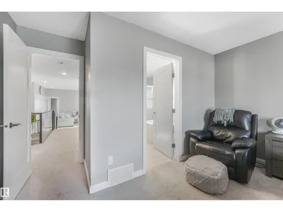 22123 95 AV NW photo 45