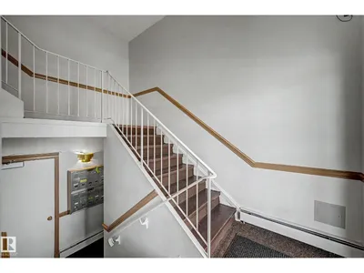 #16 11219 103A AV NW photo 37