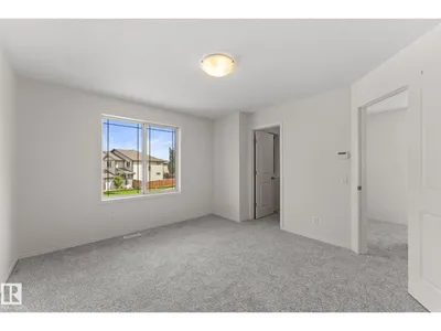 12523 171 AV NW photo 22