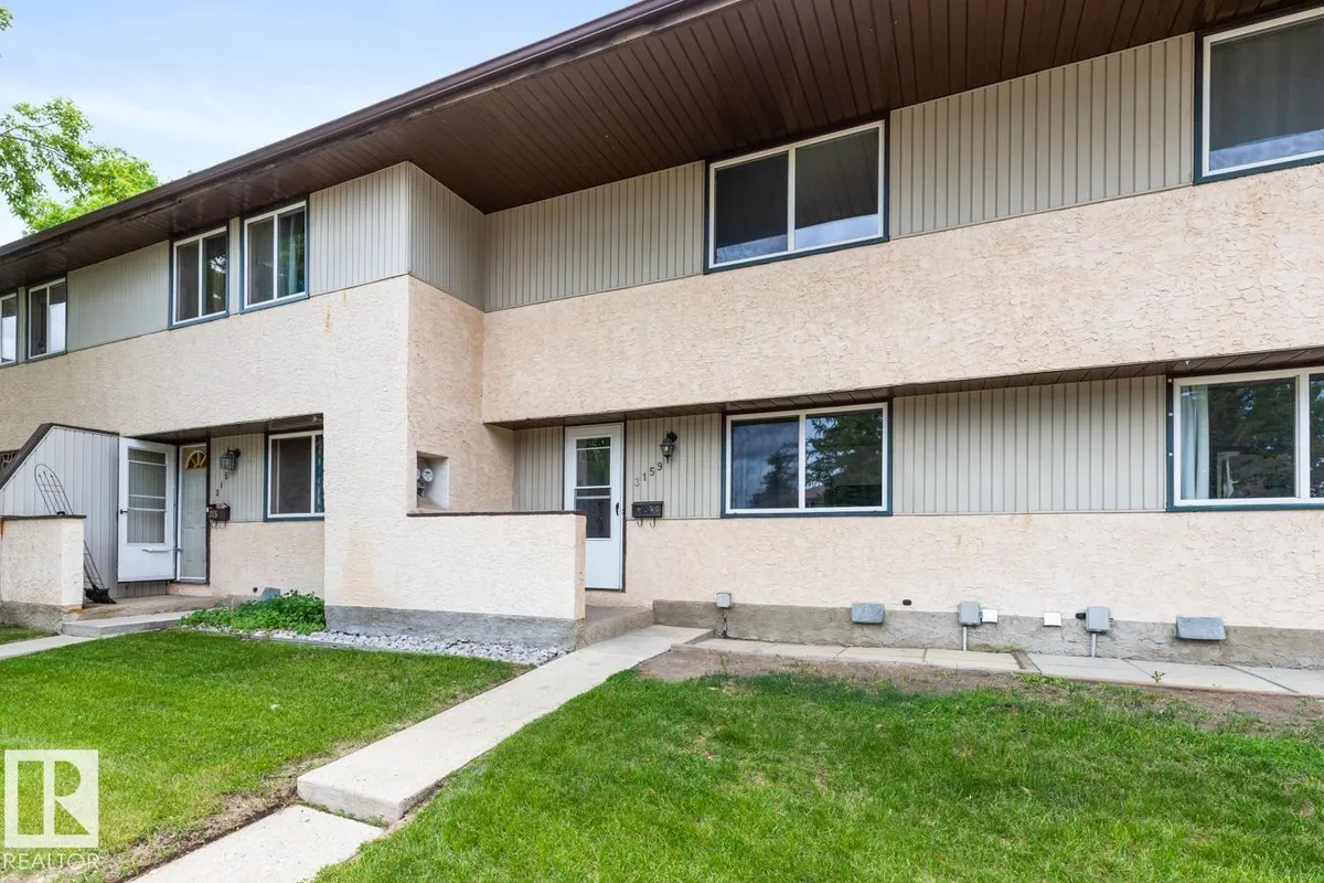 3159 138 AV NW exterior