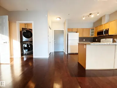 #111 226 Macewan Road SW photo 8