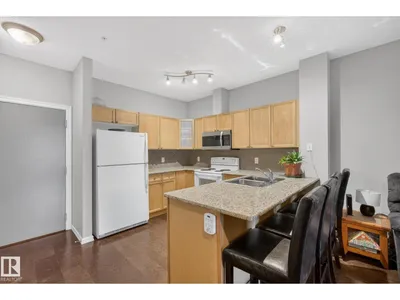 #111 226 Macewan Road SW photo 5