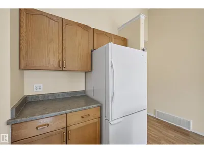 15213 49A ST NW photo 13
