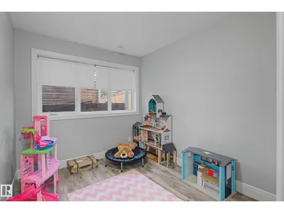 9036 24 AV SW photo 52
