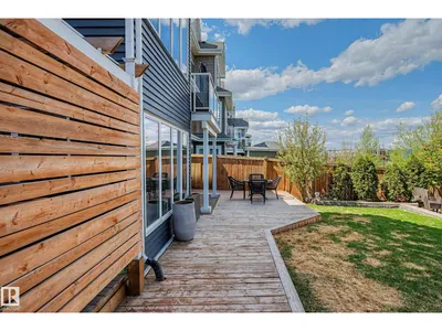 9036 24 AV SW photo 57