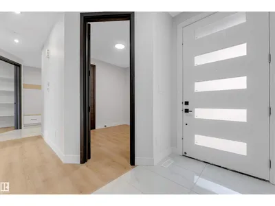 9336 183 AV NW photo 8