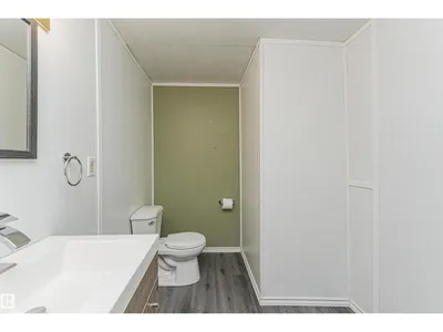 30 10410 101 A ST photo 31