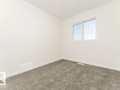 6281 175A AV NW photo 16