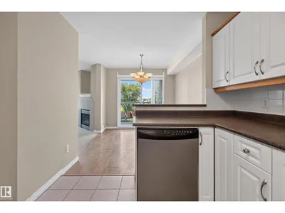 #3 2505 42 ST NW photo 12