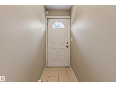 #3 2505 42 ST NW photo 8