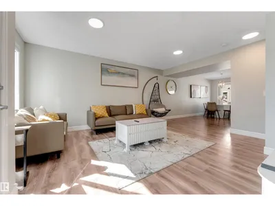 #17 16335 84 ST NW NW photo 17
