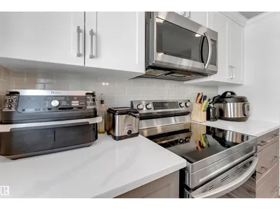 #17 16335 84 ST NW NW photo 8
