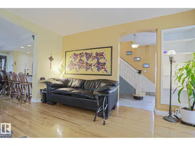 10814 125 ST NW NW photo 9
