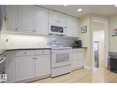 10814 125 ST NW NW photo 20