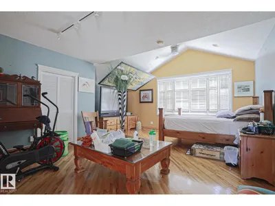 10814 125 ST NW NW photo 28