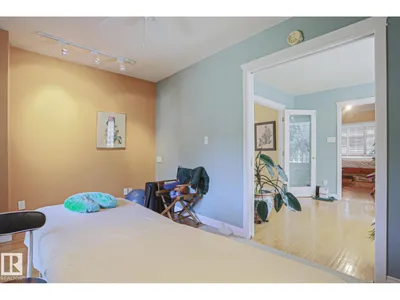 10814 125 ST NW NW photo 32