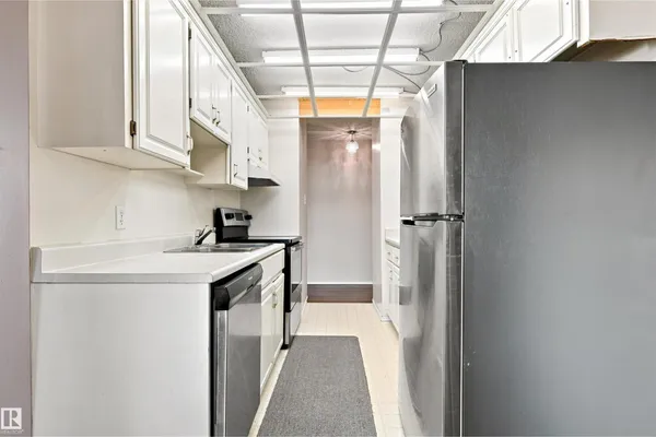 #403 9725 106 ST NW photo 3