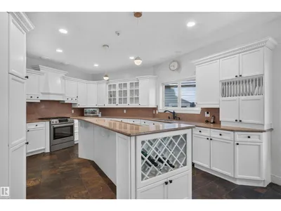 1251 SUMMERSIDE DR SW photo 28