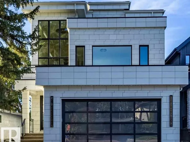 12306 39 AV NW, Edmonton