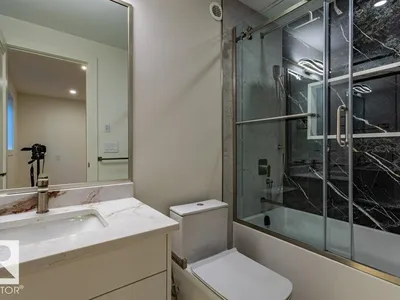 12306 39 AV NW photo 51