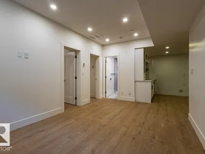 12306 39 AV NW photo 57
