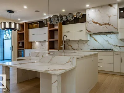 12306 39 AV NW photo 8