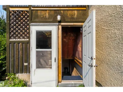 11710 94 Street NW photo 56