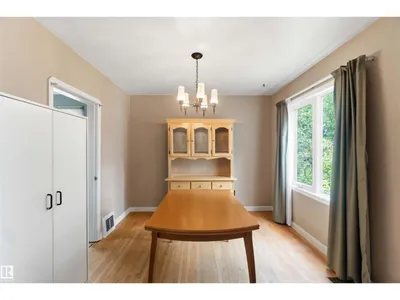 11710 94 Street NW photo 12