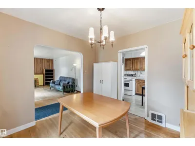 11710 94 Street NW photo 14