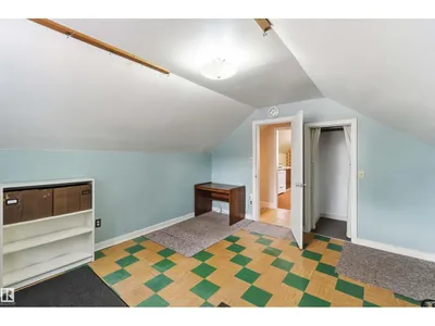 11710 94 Street NW photo 29
