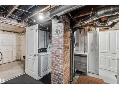 11710 94 Street NW photo 37