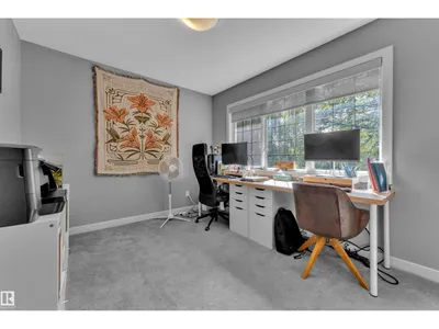 11929 63 STREET NW photo 18