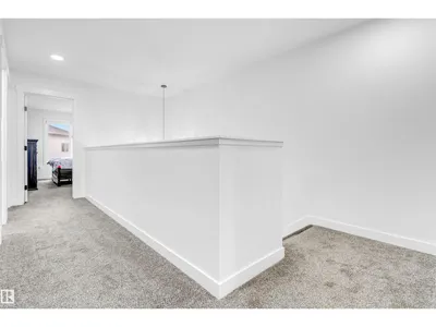 1336 11 AV NW photo 33