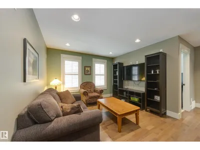 11210 60 ST NW photo 23