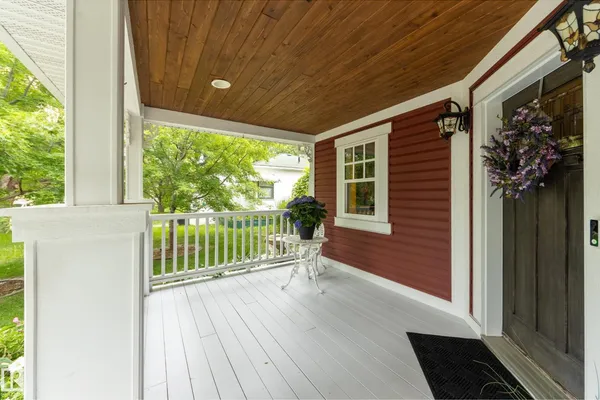 11210 60 ST NW photo 3