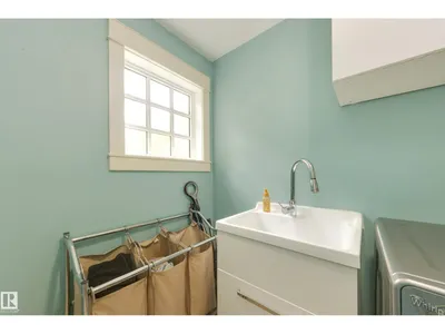 11210 60 ST NW photo 34