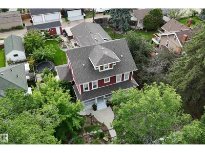 11210 60 ST NW photo 65