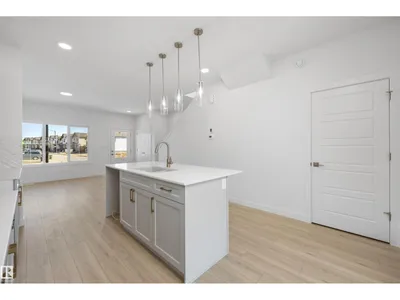 1605 210A ST NW photo 10