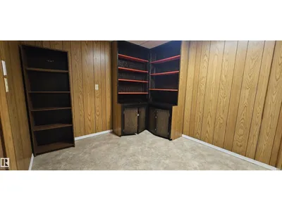 5307 114B ST NW photo 29