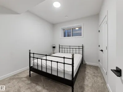 9624 99A ST NW photo 60