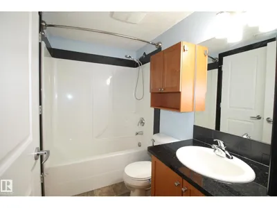 #105 3719 Whitelaw LN NW photo 12