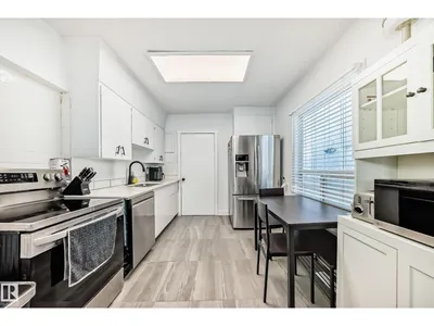 11429 89 ST NW photo 25