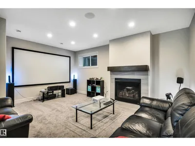 6 ELISE PL photo 37