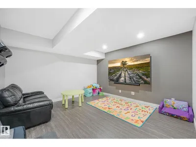 17724 58 ST NW photo 49