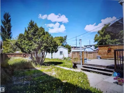 11730 125 ST NW photo 11
