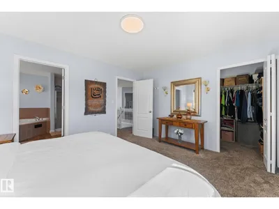 4532 210 ST NW photo 29
